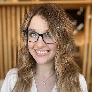 Maeghan H. - Freelance Logo Designer