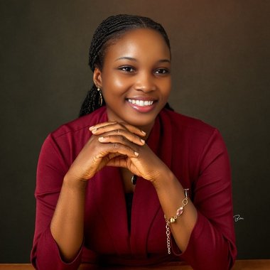 Marie B. - Freelance Social Media Manager