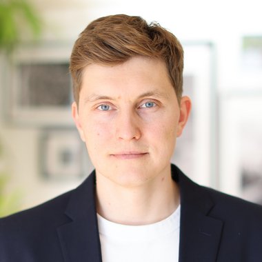 Vadym D. - Freelance Ui Designer