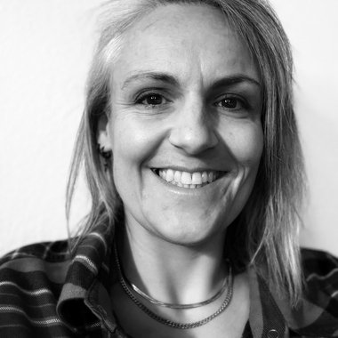 Laura P. - Freelance Flyer Designer
