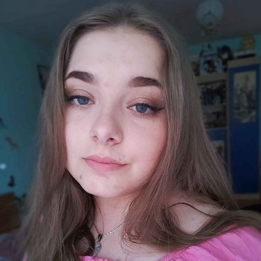 Geanina I. - Freelance Illustrator