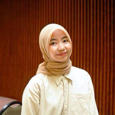 Gerbera T. - Freelance Graphic Designer