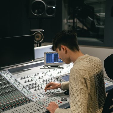 Joris B. - Freelance Mixing Engineer