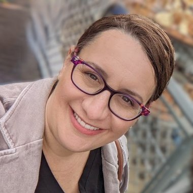 AnnaMaria J. - Freelance Writer