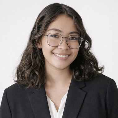 JOANA L. - Freelance Social Media Freelancer