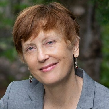 Valerie S. - Freelance Writer