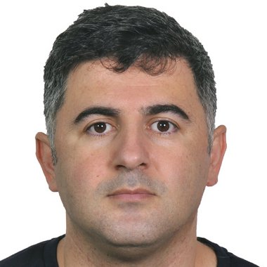 Veli B. - Freelance AI Prompt Engineer