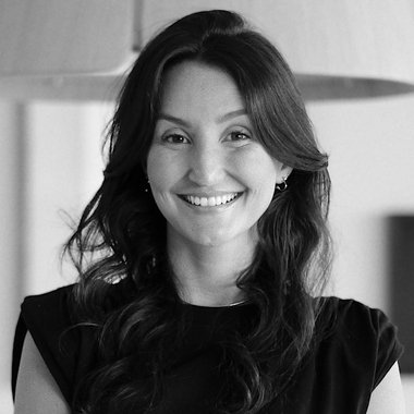 Juliana Z. - Freelance Interior Designer