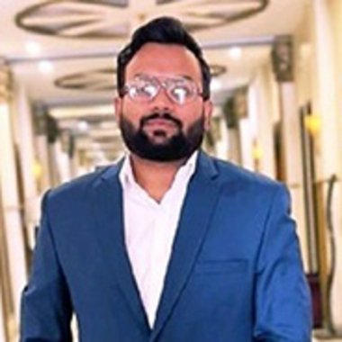 Zaryab Q. - Freelance Cinematographer