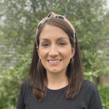 Megan Y. - Freelance Graphic Designer