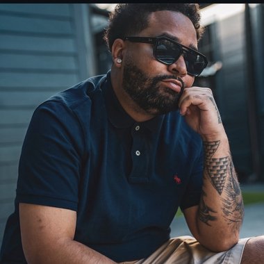 Mikely A. - Freelance Music Producer