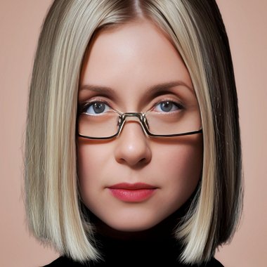 Viktoriia K. - Freelance Graphic Designer