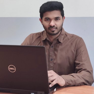 Hari N. - Freelance Developer