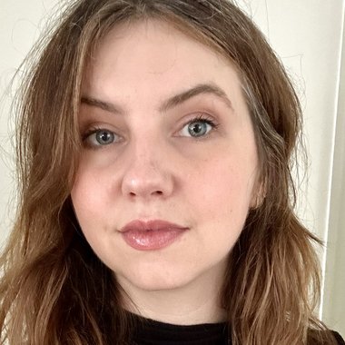 Emily G. - Freelance Graphic Designer