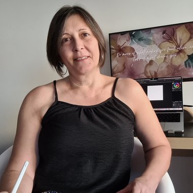 Teresa M. - Freelance Digital Marketer