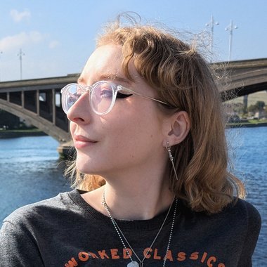 Alana Q. - Freelance Background Designer