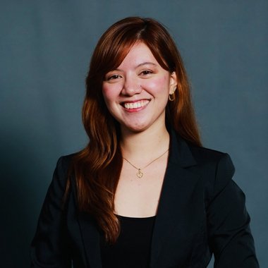 Andrea G. - Freelance Graphic Designer