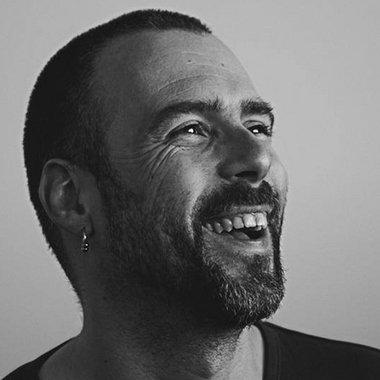 Bas B. - Freelance Motion Graphic Designer