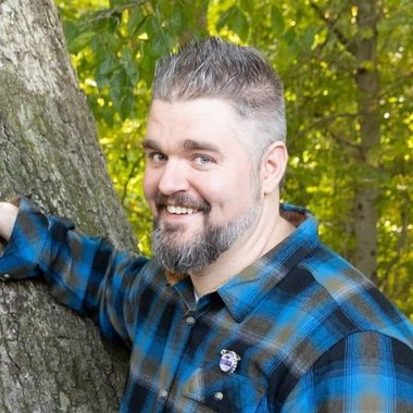 Jon E. - Freelance Voiceover Artist