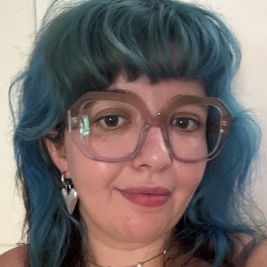 Cláudia S. - Freelance Comic Illustrator