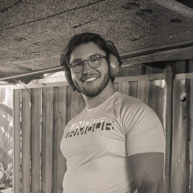 Samy B. - Freelance Set Designer