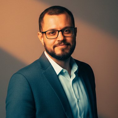 Jose R. - Freelance Architect