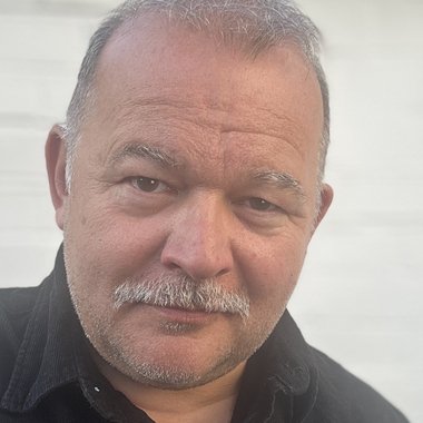 James B. - Freelance Actor