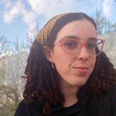 Lea F. - Freelance Web Designer