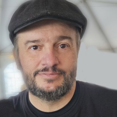 Bronson W. - Freelance Programmer