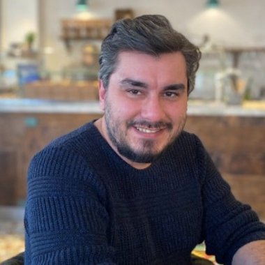 Semih E. - Freelance Developer