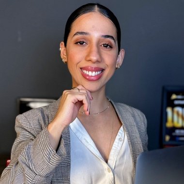 Carolina M. - Freelance Content Strategist