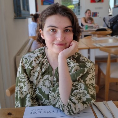 NaomiHopton - Freelance 2d Animator