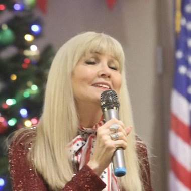 Michelle D. - Freelance Dancer