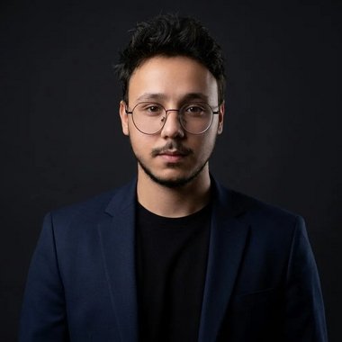 Helmi K. - Freelance App Developer