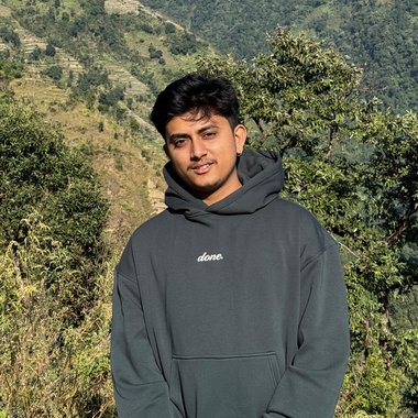 Milan K. - Freelance Graphic Designer