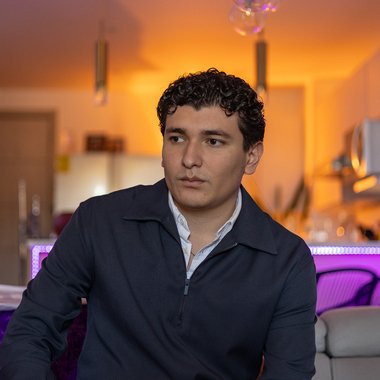 Josue A. - Freelance Graphic Designer