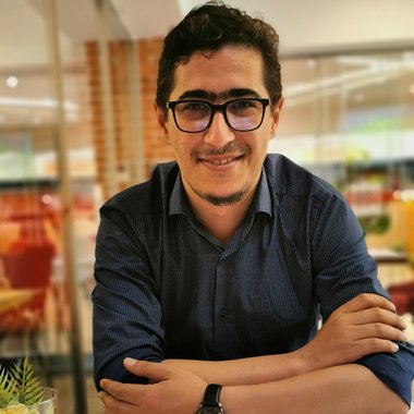 Tarek K. - Freelance Brand Designer