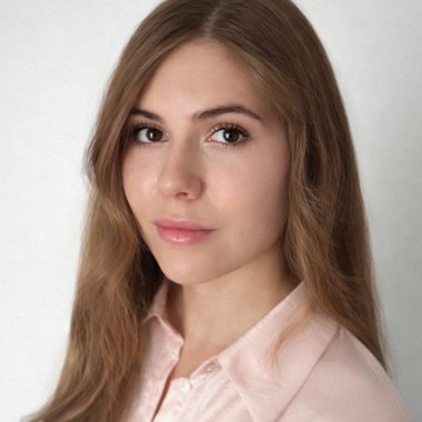 Rucsandra S. - Freelance Ux Designer