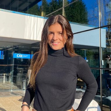 Lola C. - Freelance Content Creator