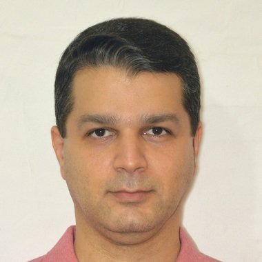 Mohammad T. - Freelance Graphic Designer