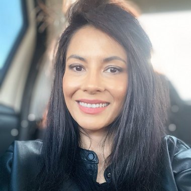 Daniela P. - Freelance Interior Designer