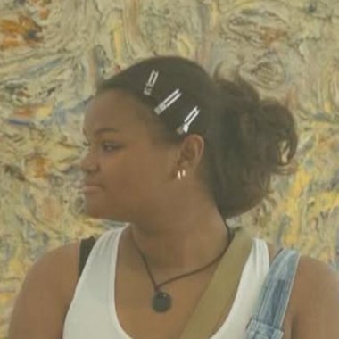 Nina H. - Freelance Brand Designer