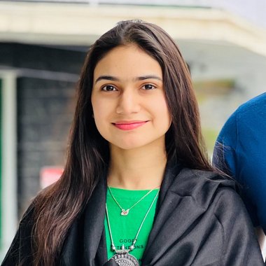 Maheen N. - Freelance Set Designer