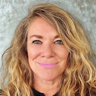 Kirrily D. - Freelance Post Production Supervisor