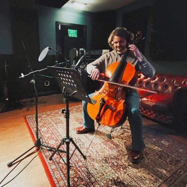James W. - Freelance Guitarist