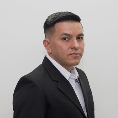 Edwin P. - Freelance Developer