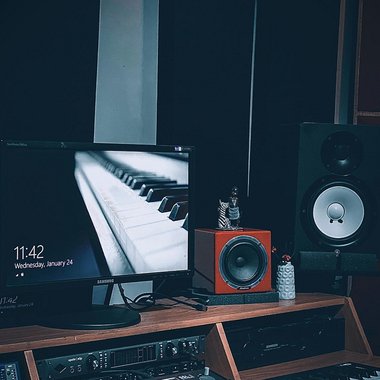 mixbymole - Freelance Recording Studio