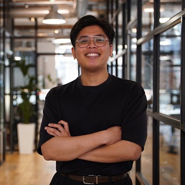 Robert M. - Freelance Motion Graphic Designer