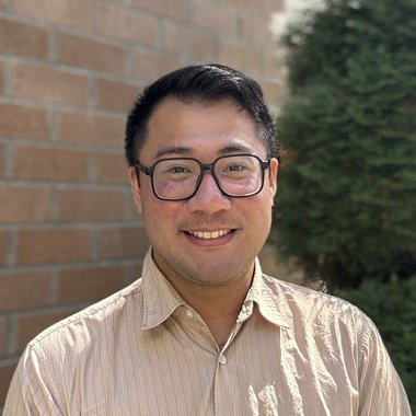 Jerwin B. - Freelance Digital Marketer