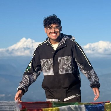 Sahisnu A. - Freelance Graphic Designer